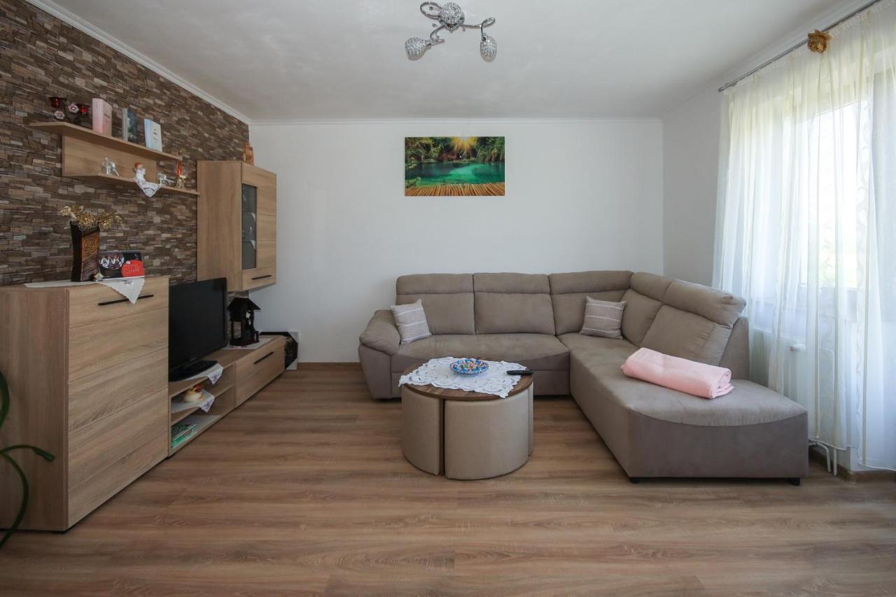 Apartman Lucija & Luka Otočac Екстериор снимка