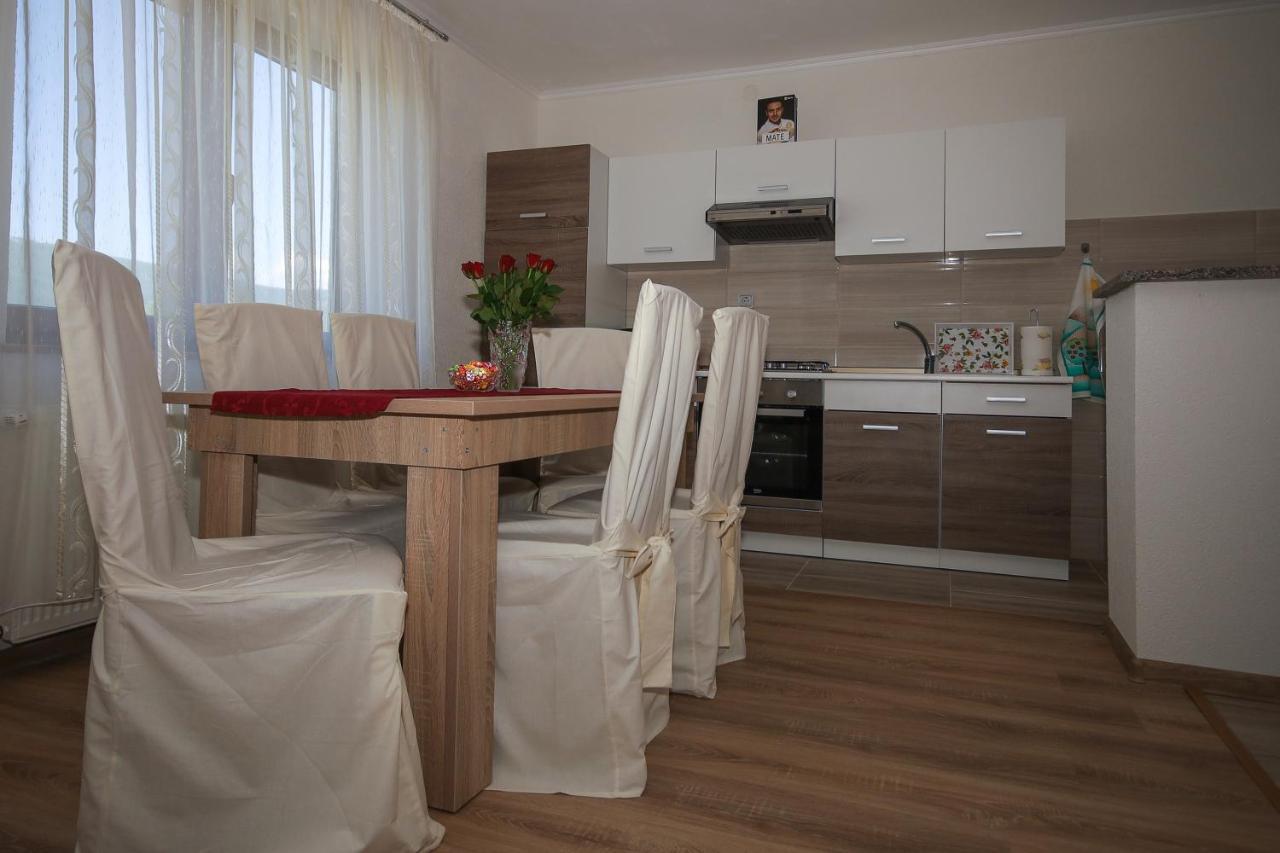 Apartman Lucija & Luka Otočac Екстериор снимка