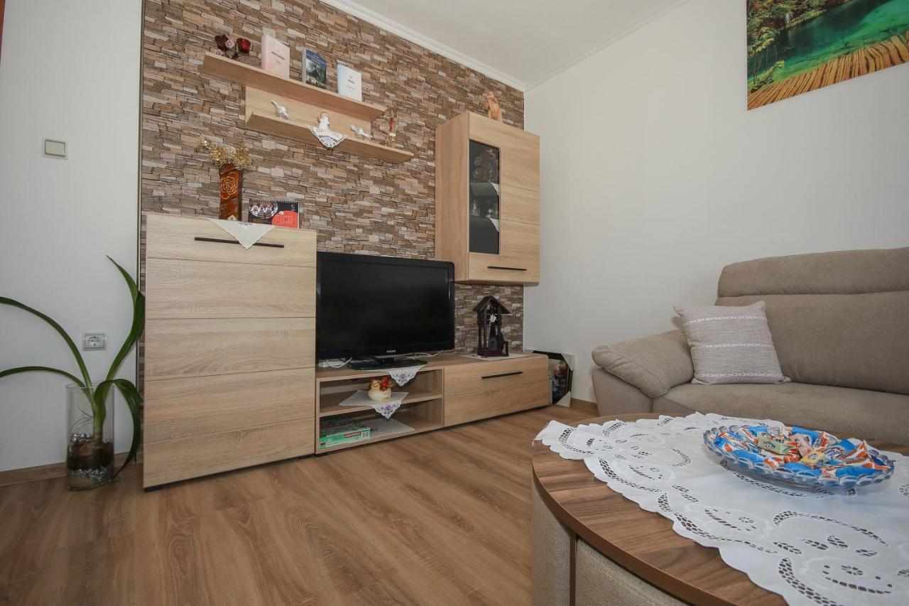 Apartman Lucija & Luka Otočac Екстериор снимка